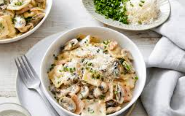 review-ravioli-pasta-dengan-isian-keju-dan-daging