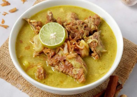 Review Makanan Gulai Kambing Khas Padang yang Kaya Rempah