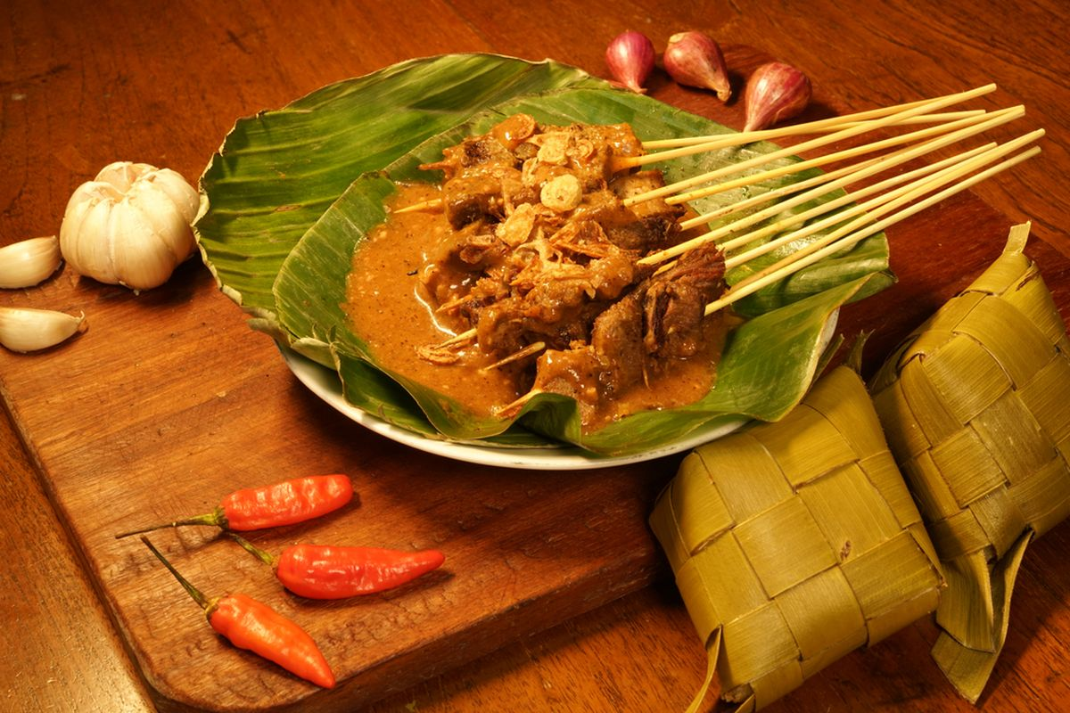 Review Sate Padang Pariaman dengan Kuah Pedas yang Mantap