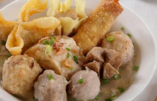 Review Makanan Bakso Malang Kuah Kaldu Sapi Gurih